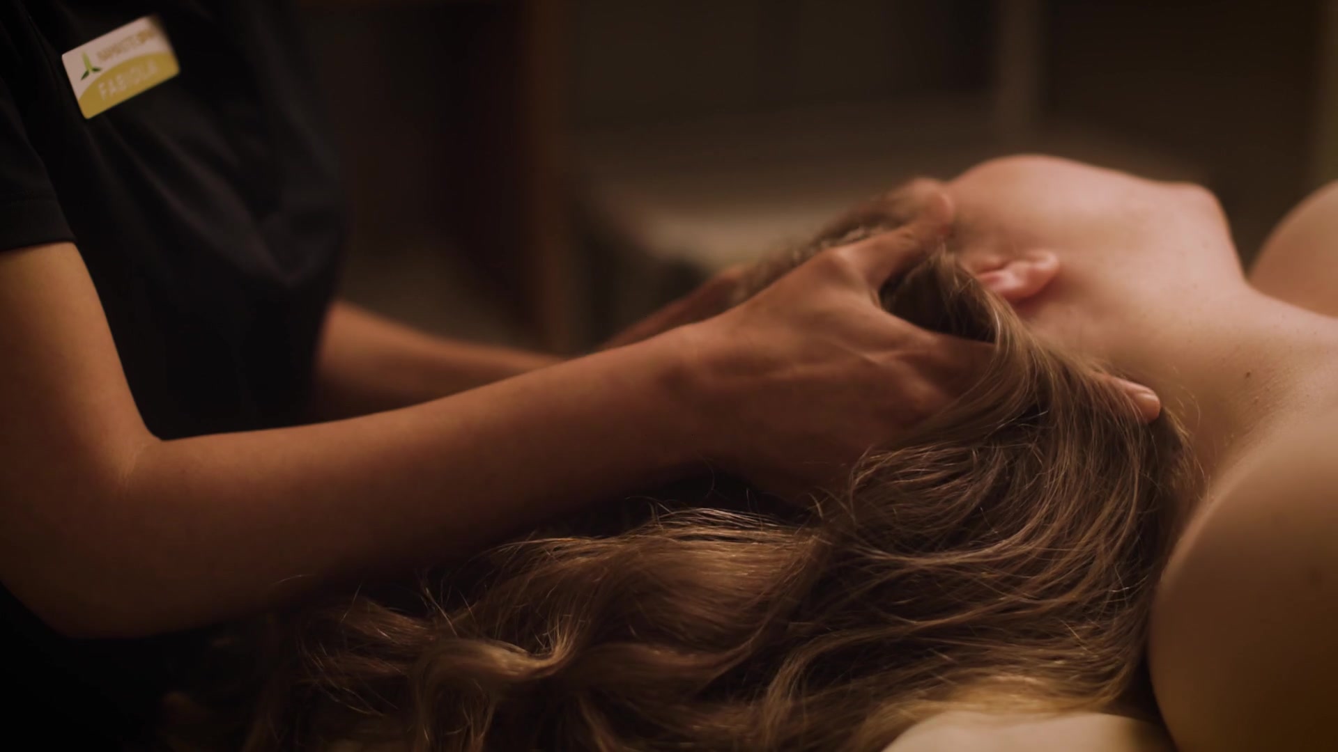 Scalp and temple massage at Namaste Spa